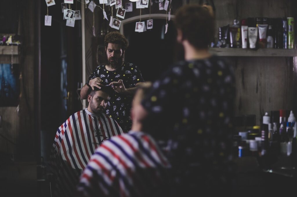 社会人男性がスキルアップと副業を兼用する方法は？